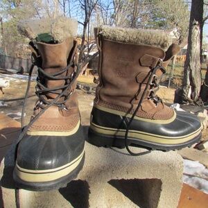 Sorel Caribou Men’s classic waterproof snow boot